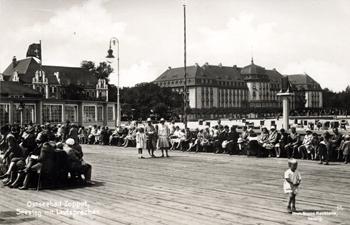 Grand Hotel widziany z mola, zdjęcie z ok. 1930 r. źródło: KC