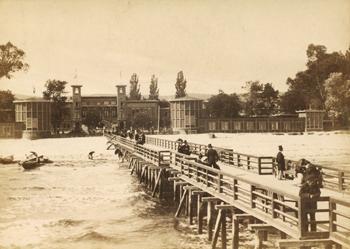 Molo sopockie przed trzecią przebudową w 1882 r. , zdjęcie z 1881 r.  źródło: KC
