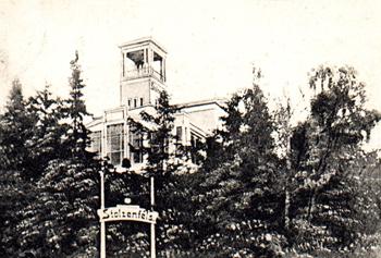 Willa Stolzenfels  oraz główne wejście na taras widokowy, zdjęcie z 1905 r. źródło: TPS